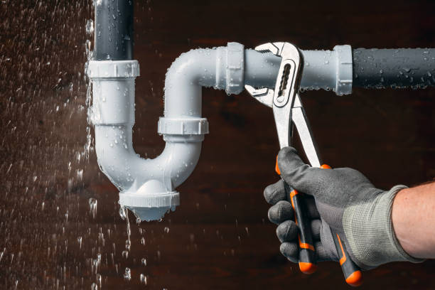 Professional Leak Detection technician working in Wardtown, VA